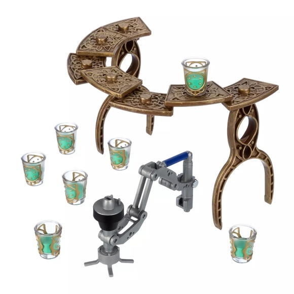 NEW Disney R2-D2 Remote Control Interactive Droid with Serving Tray – Star Wars - Picture 6 of 9